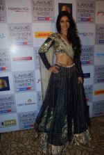 Tanisha Mukherjee at Day 4 of lakme fashion week 2012 in Grand Hyatt, Mumbai on 5th March 2012 (335).JPG